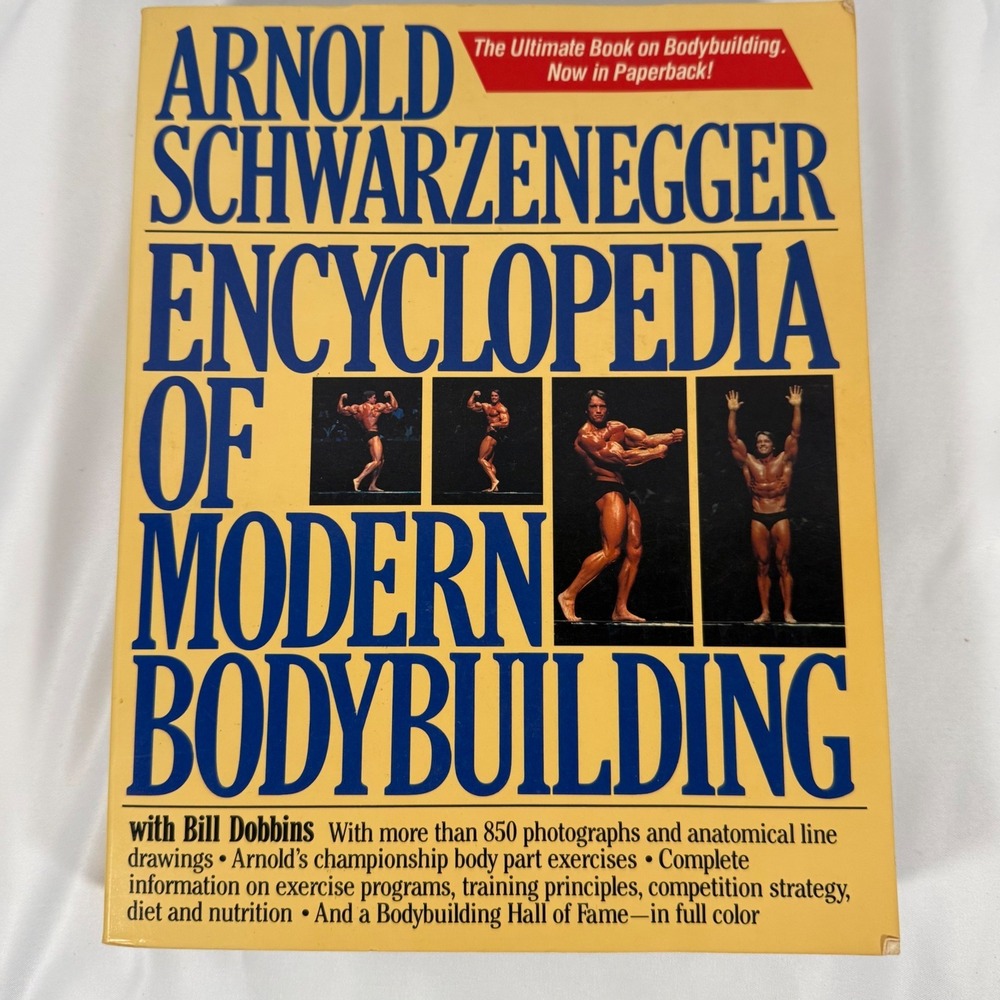 Arnold Schwarzenegger Encyclopedia of Modern Bodybuilding Paperback